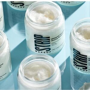 New Whipped Coconut Makeup Remover
Skin Barrier Replenishing Cleanser BNIB